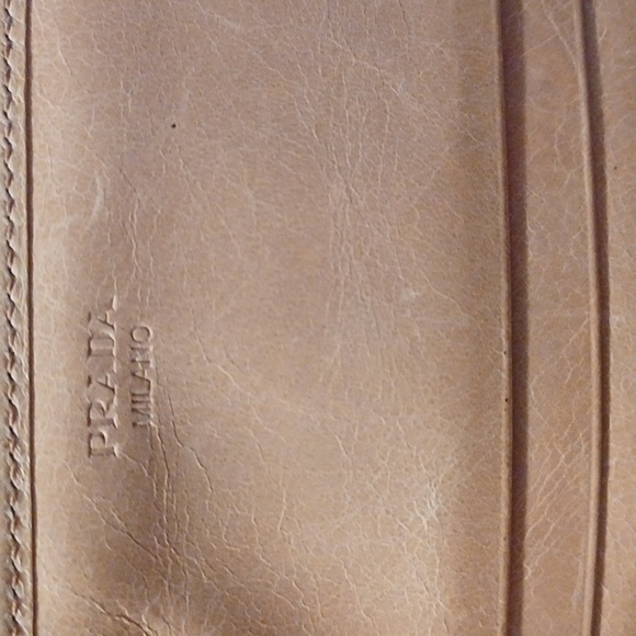 💝PRADA VITELLO SHINE CONTINENTAL LEATHER WALLET - Picture 7 of 15